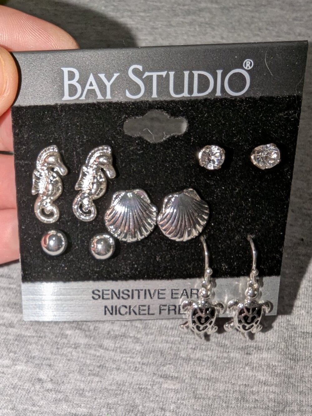 $3 with Bundle ~ Silver Tone Earrings Seahorse Turtle Shell 6839